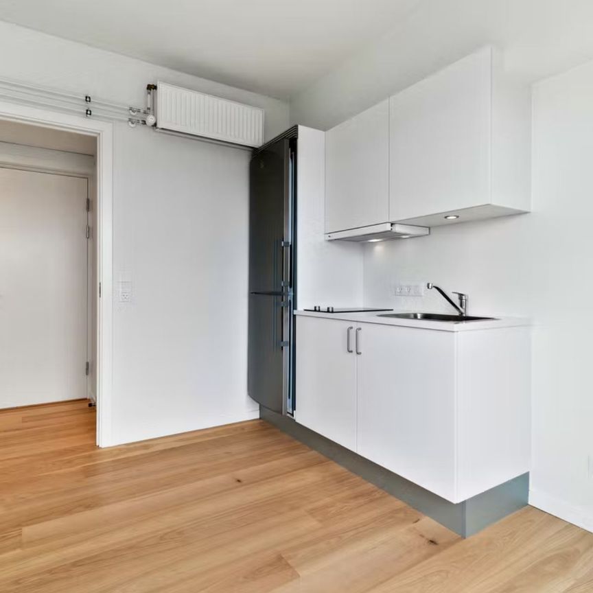 Skøn hjørne-lejlighed med stor privat altan - Foto 1