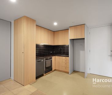 411/118 Russell Street, Melbourne - Photo 1