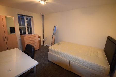 5 bedroom house to rent - Photo 3