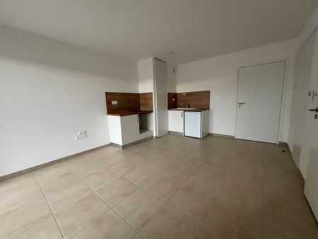 Location Appartement 2 pièces 38m² NANTES 44100 - Photo 5