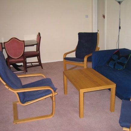 5 bed house close to New College - good bus links to central Durham - Photo 1