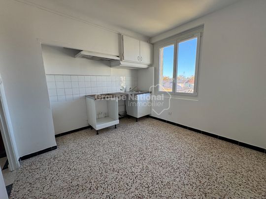 LOCATION d'un appartement de 3 pièces (69 m²) à Miramas, - Photo 1