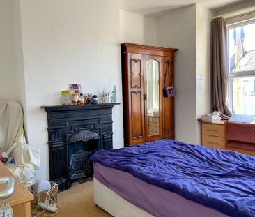 6 bedroom house to rent - Photo 3