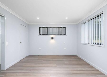 Spacious home in a prime location! - Photo 3