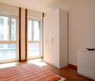 Via Angelo Mauri, Milan, Lombardy 20144 - Photo 1