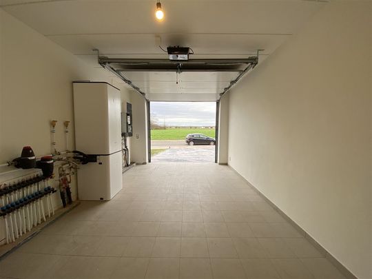 Huis te huur in Evergem - Photo 1