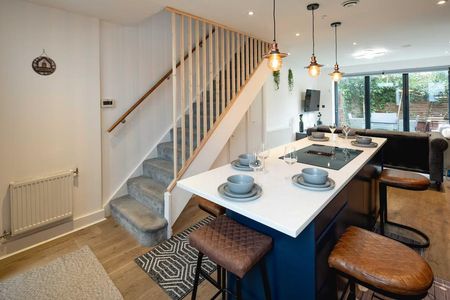 Trafalgar Road - Photo 4