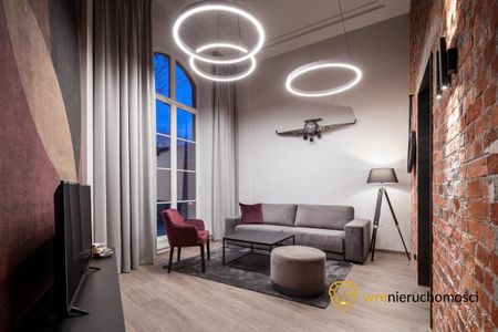 Dwupoziomowe 3-pokojowe mieszkanie z 2 łazienkami - Zdjęcie 4