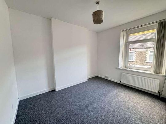 Crown Street, Crumlin, NP11 - Photo 1