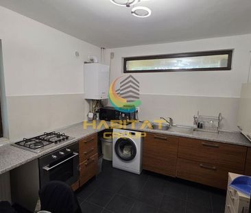 Casă spațioasă în Popești-Leordeni – la doar câțiva pași de Primărie - Photo 2