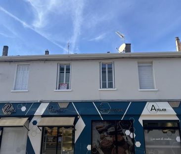 Appartement F1 en BON ETAT situé dans le centre de Veauche - Photo 2