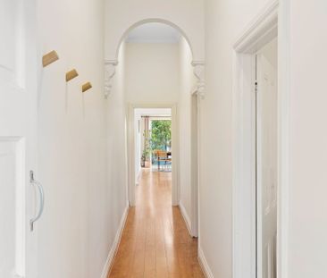 61 Hotham Street, Seddon VIC 3011 - House For Rent | Domain - Photo 4