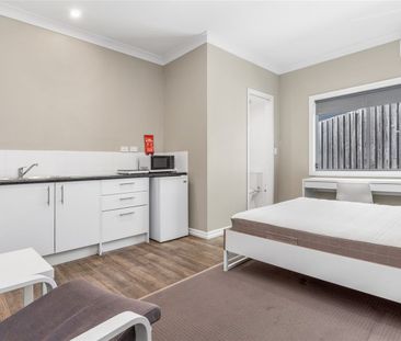 FURNISHED STUDIO IN DUTTON PARK - Photo 2