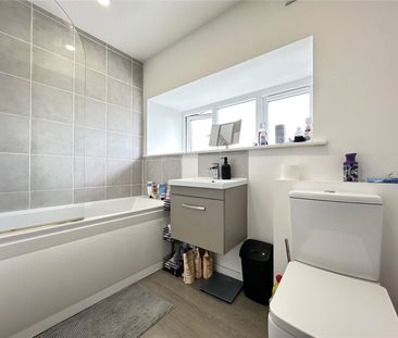 1, Viaduct Road, Leeds, West Yorkshire, LS4 2BG - Photo 5
