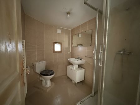 Location Appartement 2 pièces 39m² NARBONNE 11100 - Photo 5