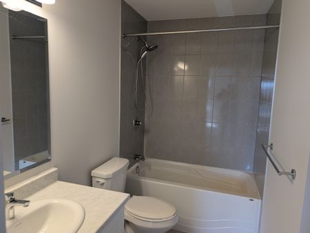 For Lease - 56 Teelin Circle, Barrhaven, Ontario - Photo 4