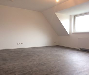 ++ Sanierte Maisonette-Wohnung + 2 1/2 Zimmer + Einbauküche + Dusch... - Foto 6