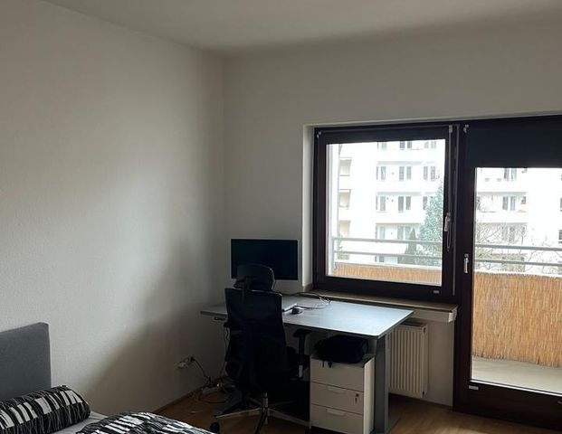 Suche Nachmieter für 2-Zimmer Wohnung mit zwei Balkonen - Photo 1