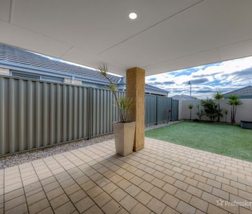 20 Potton Rise, Alkimos WA 6038 - Photo 3