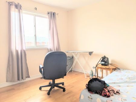 For Lease - 5979 Tenth Line, Mississauga, Ontario - Photo 4