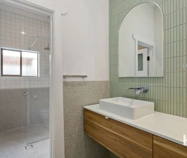 Character & Convenience in the Heart of Torrensville - Photo 2