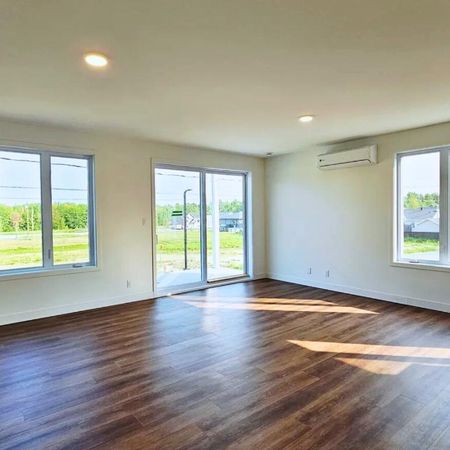 Grand 5½ NEUF à louer à Ste-Perpétue - Photo 3