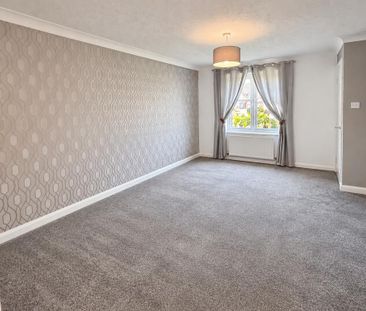 2 bedroom semi-detached house to rent - Photo 2