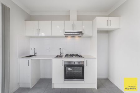 Stylish & Low-Maintenance 1 Bedroom Granny Flat |(Enter 376 Tenth Ave, Austral in navigation/maps for direction) - Photo 4