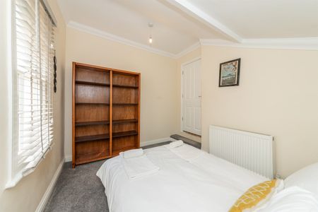 London Road, Reading, RG1 5BY - Photo 2