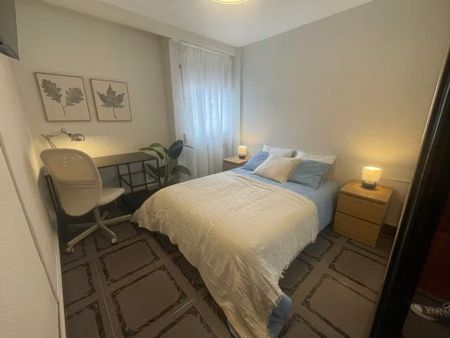 Calle Valdemoro, Getafe, Community of Madrid 28901 - Photo 4
