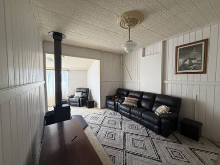 Furnished Farmhouse - Photo 2