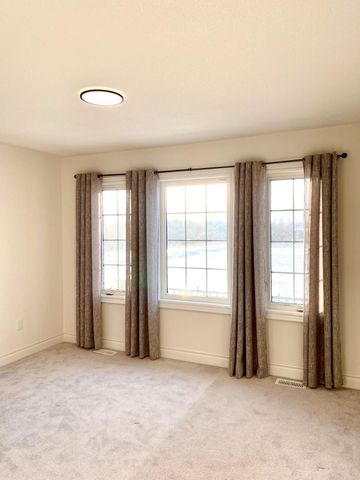 For Lease - 9 Grinnel Road, East Gwillimbury, Ontario - Photo 4