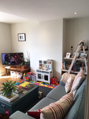 2 Bed Flat, East Acton Lane, W3 - Photo 1