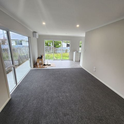 3 bedroom New Build - warm and toasty! - Photo 1