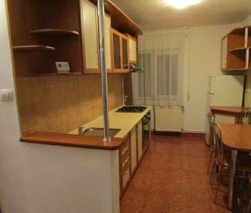 3 camere decomandate, 72 mp, mobilat modern, AC., zona Profi - Fotografie 5