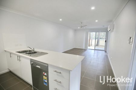 Ideally Located & All About Convenience! - Photo 5