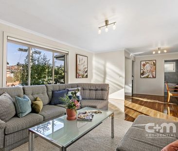 3-Bedroom Brick Beauty - Photo 2