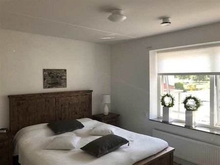 2 rum och kök. Badrum med dusch, 55 m - Foto 2