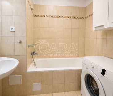 Pronájem bytu 2+kk 50 m², Na slupi , Praha - Photo 6