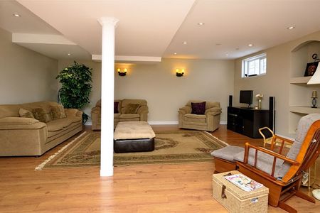 For Lease - 3581 Jorie Crescent, Mississauga, Ontario - Photo 3