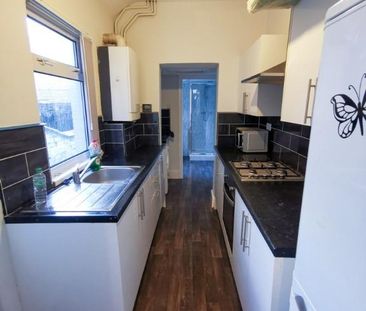3 bedroom house share to rent - Photo 4