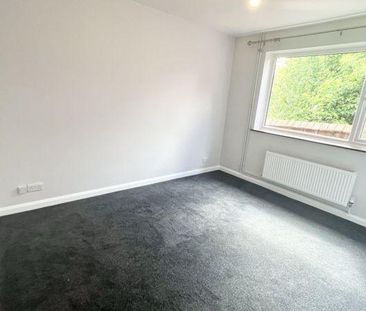 3 bedroom detached bungalow to rent - Photo 5