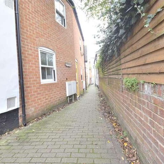 Fletchers Alley, Tewkesbury, Gloucestershire, GL20 - Photo 1