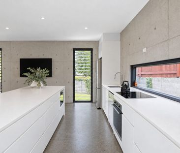 Architectural Living with a Private Pool and Leafy Outlook - Photo 6