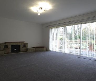 3 bedroom semi-detached house to rent - Photo 2