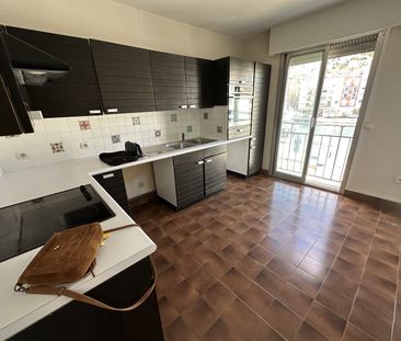 Location Appartement 2 pièces 51m² SETE 34200 - Photo 4