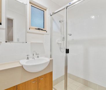 MODERN SPACIOUS DUPLEX ON LAGUNA LAKE - AMAZING LOCATION! - Photo 5