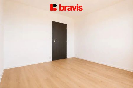 Pronájem zrekonstruovaného bytu 2+1, Židlochovice, šatna, balkon, sklep - Photo 5
