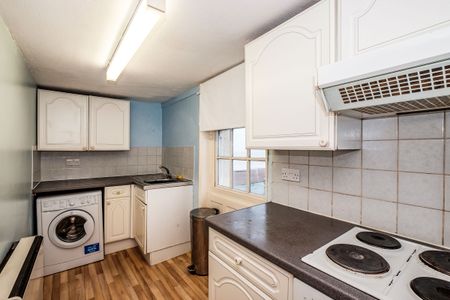 1 bedroom apartment to rent Marine Parade, Worthing, West Sussex, BN11 - Photo 2