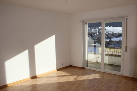 4.5 Zimmer, 74 m², 2. Stock - Foto 3
